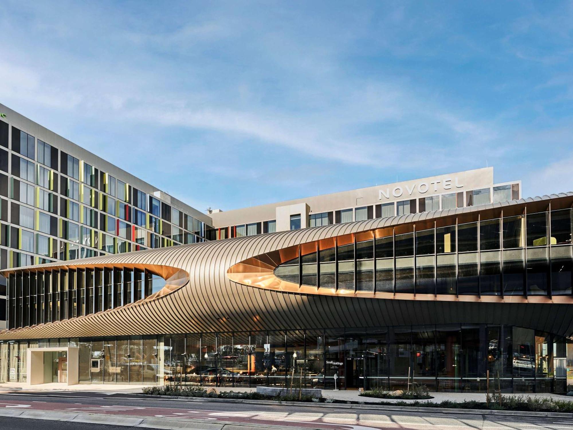 Novotel Melbourne Airport Exterior foto
