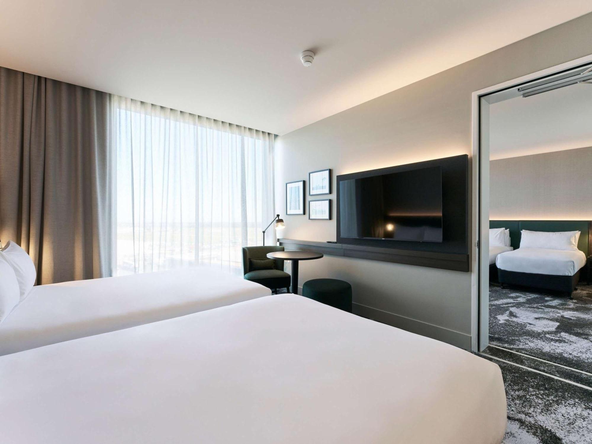 Novotel Melbourne Airport Exterior foto