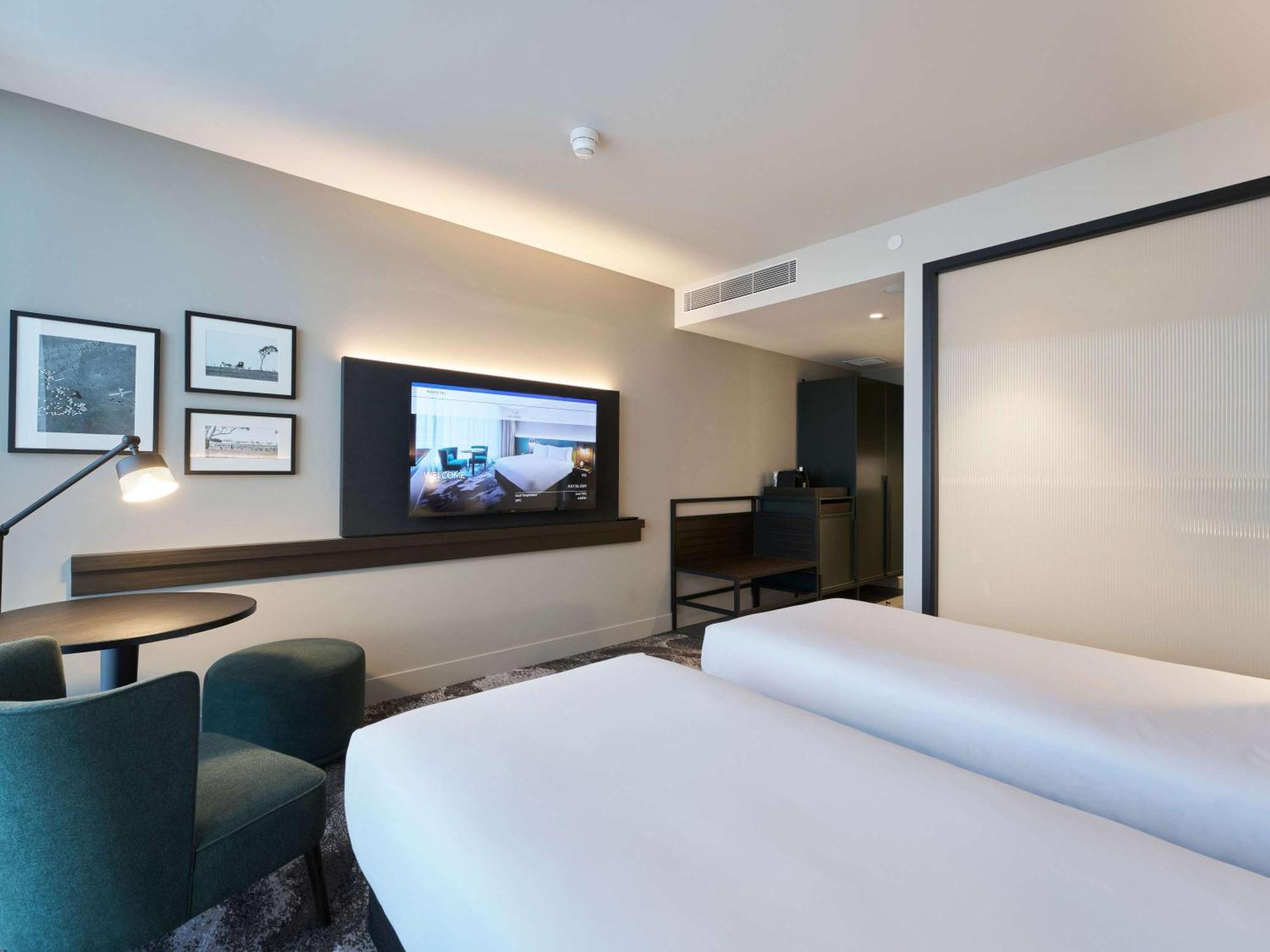 Novotel Melbourne Airport Exterior foto